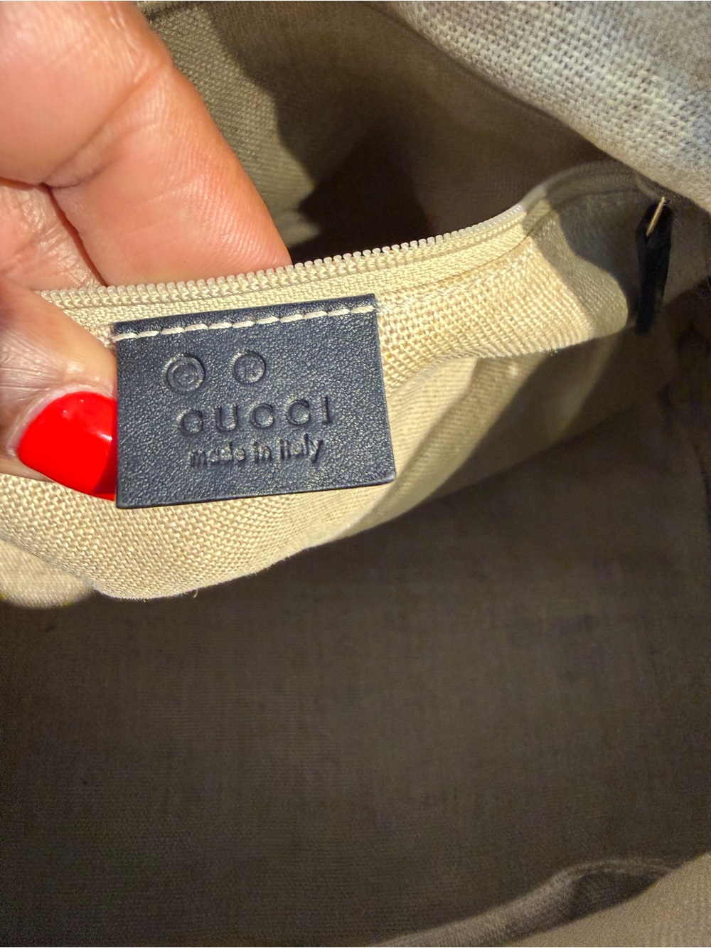Gucci Black Embossed Leather Top-Handle Tote - Picture 17 of 17
